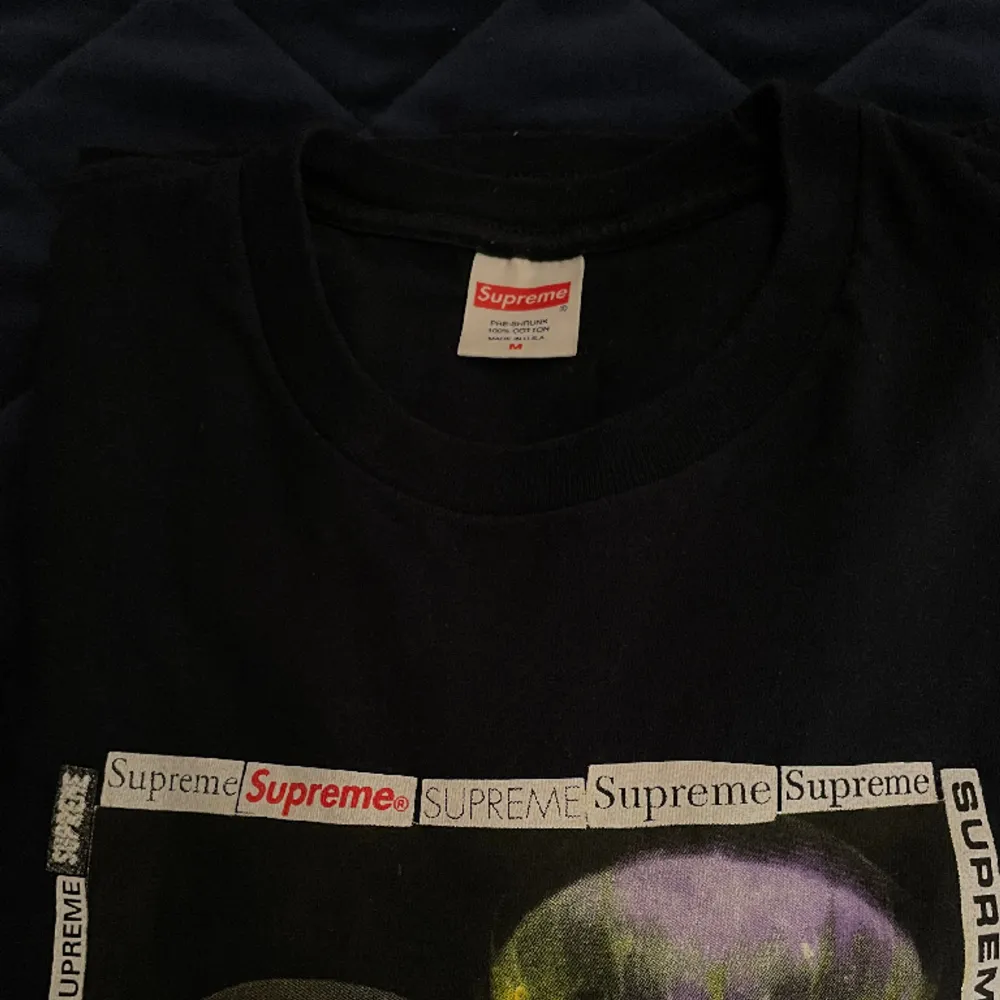 Supreme jellyfish t-shirt. Mycket bra skick! . T-shirts.