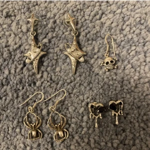 Örhängen  - Alla örhängen för 49kr❣️ 