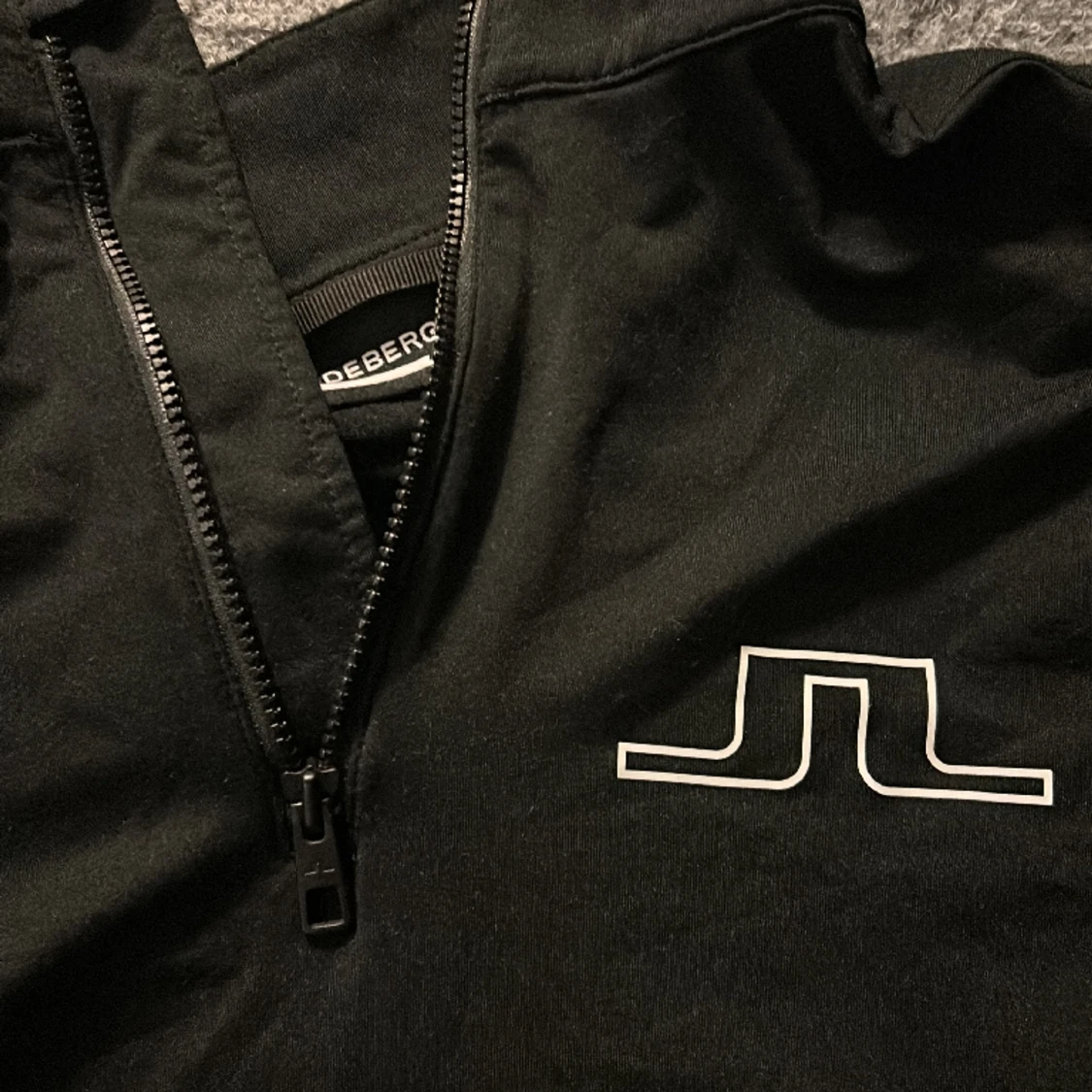 J Linde berg zip  - 90