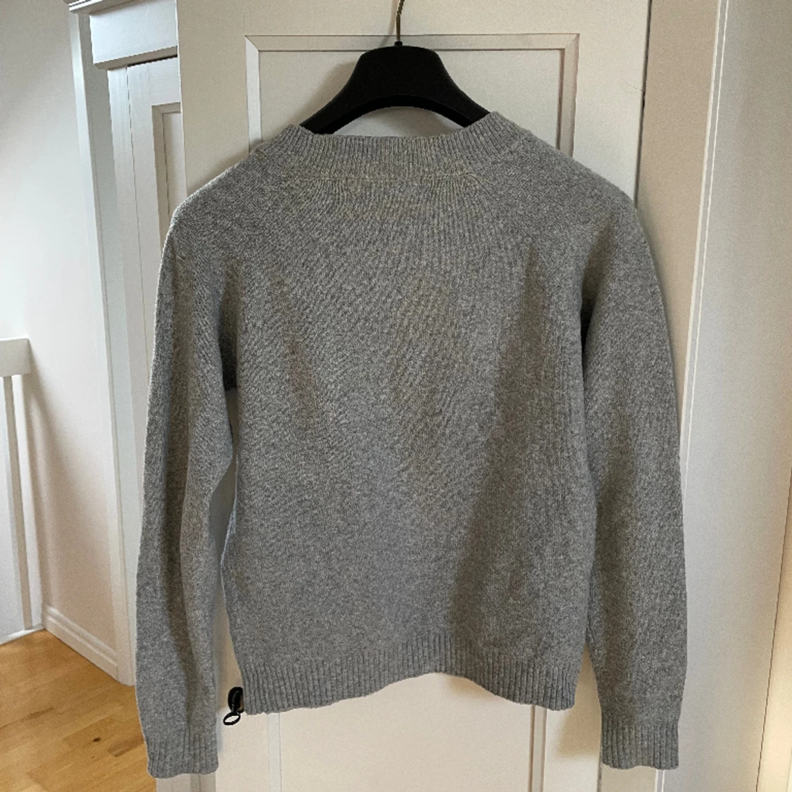 Grå Stickad Tröja - 90