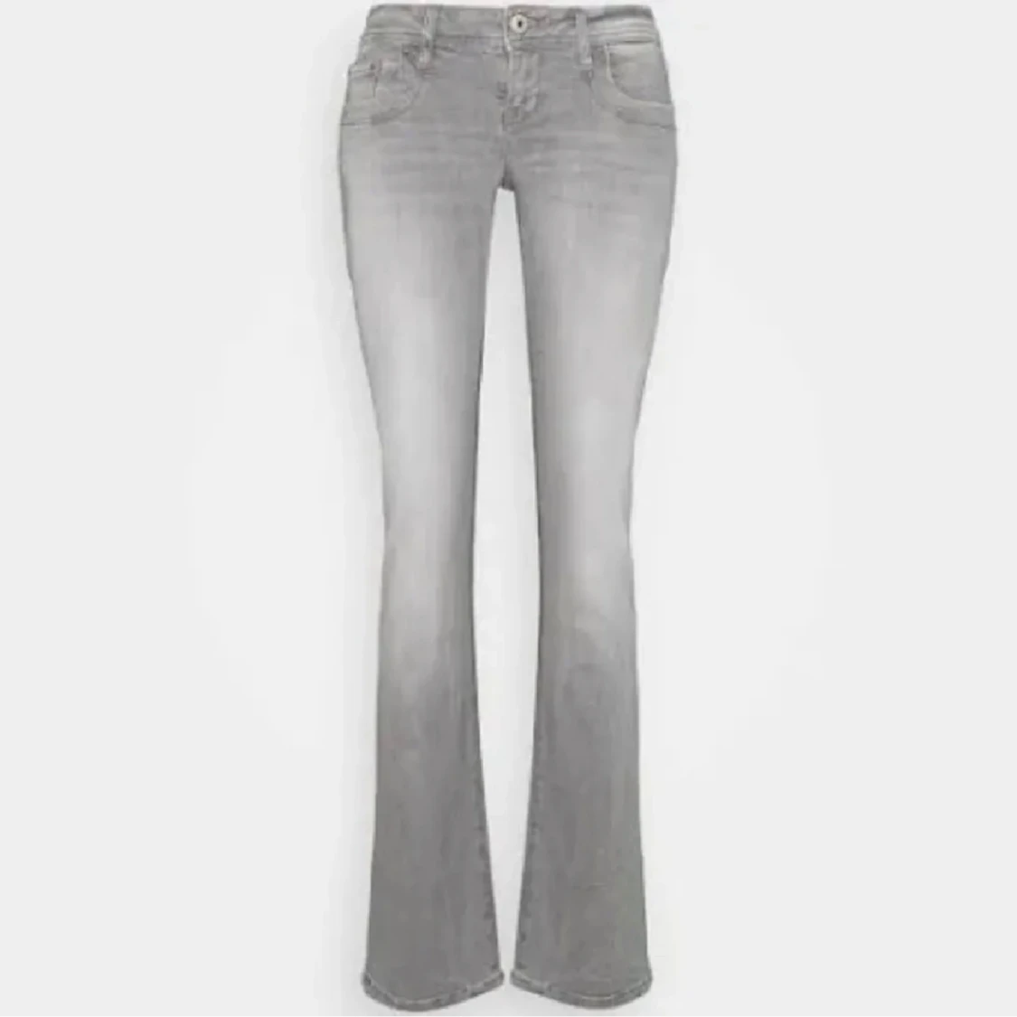 Lågmidjade ltb jeans - 37
