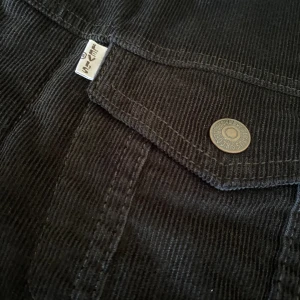 Manchesterjacka Levis  - Manchesterjacka från Levis i bra skick.  Storlek: M Pris kan diskuteras   