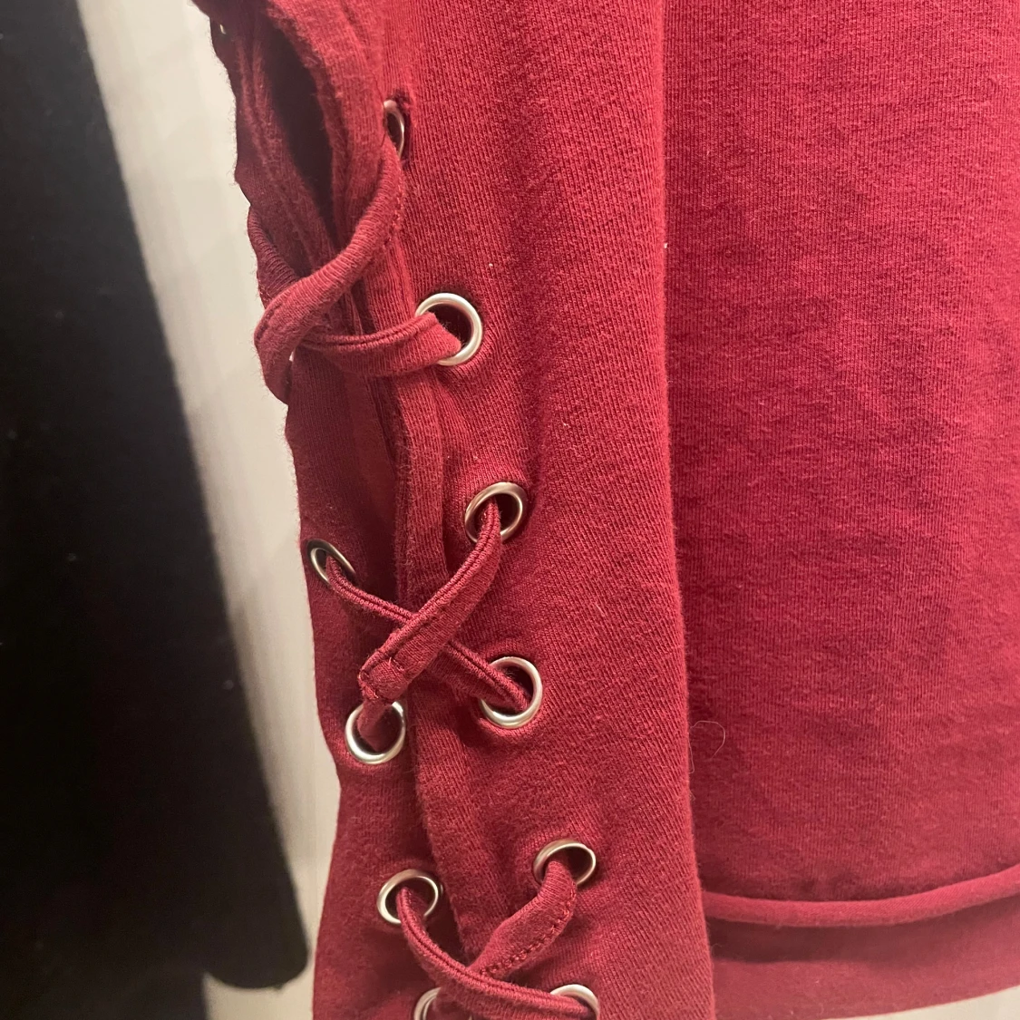 Topp med snörning - 90