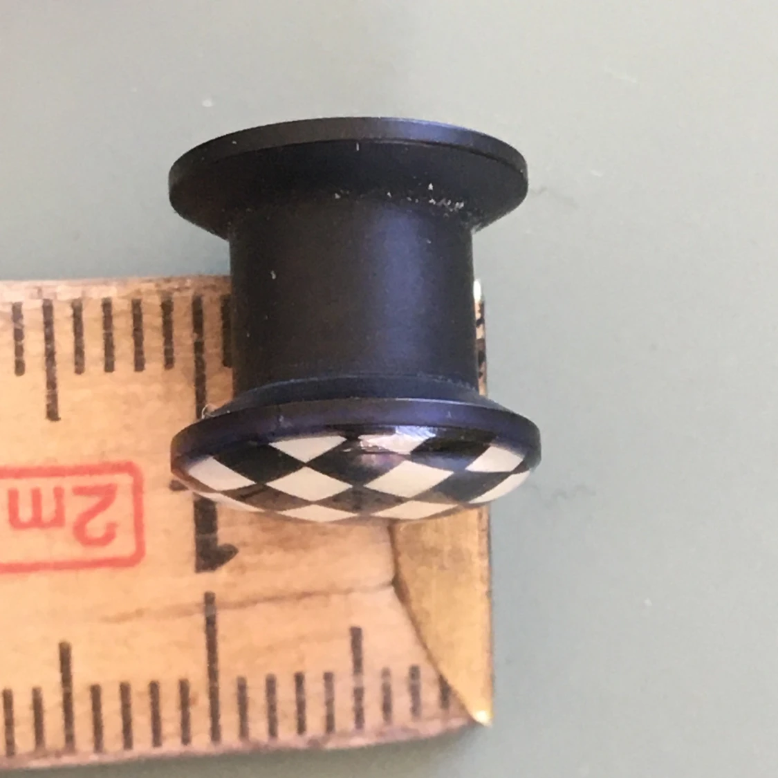 Plugg Pepita rutig schackrutigt örhänge piercing  - 90