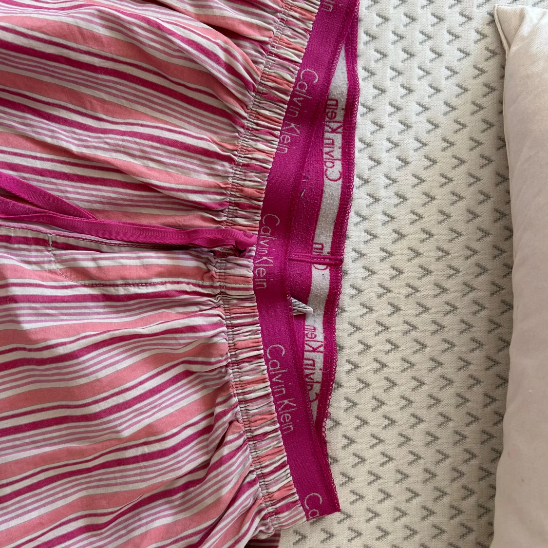 Randiga byxor från Calvin Klein - 90