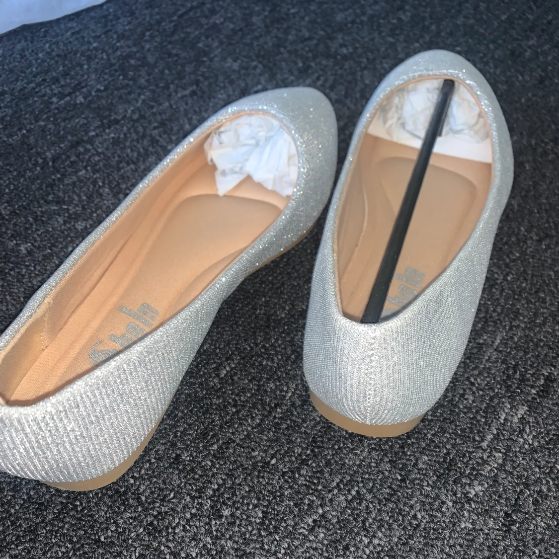 Glittrande skor - 90