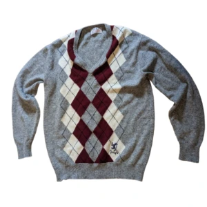 Grå tröja - Jätte fin grå tröja ifrån "pingle" i väldigt bra skick!