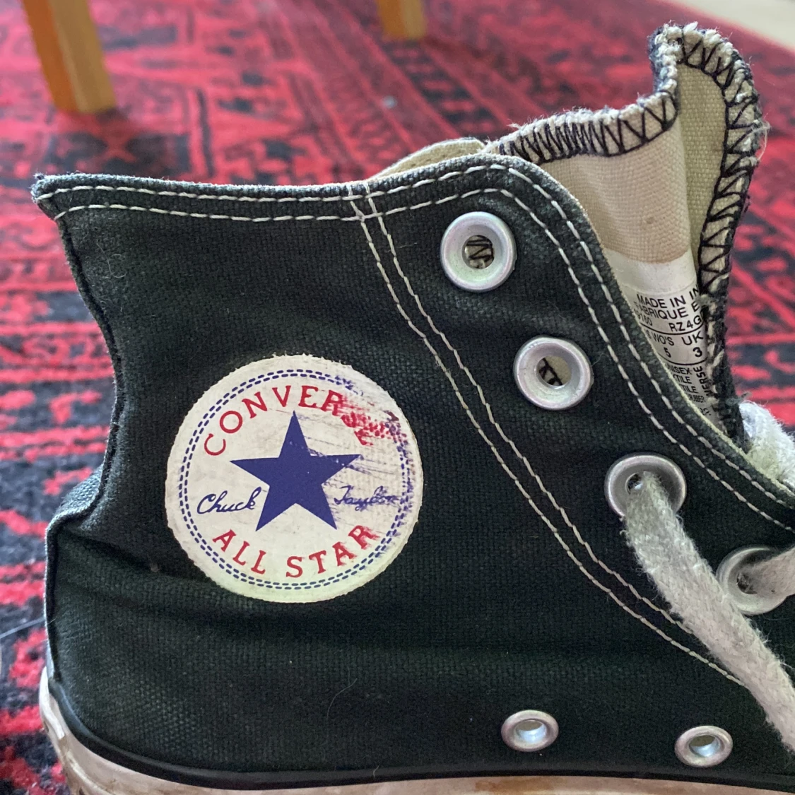 Svarta Converse  - 90