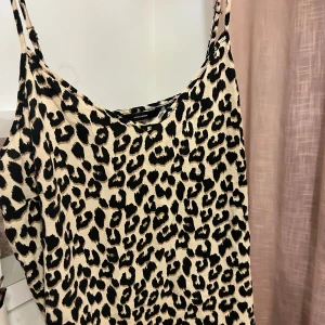Leopard tröja - Leopard tröja fin ny