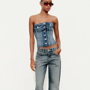 Jeans korsett - Supersnygg jeans korsett från zara! 💙använd max 2 ggr, strl S! 