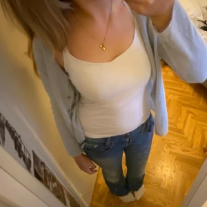 Blå kofta - Superfin ljusblå kofta från Custommade i strl S💘💘 köpt från sellpy men är i väldigt gott skick! 