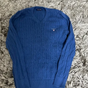 Gant tröja  - En jätte fin och bekväm gant tröja, finns inga skador eller så på nåt vis, 