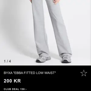 Säljer dessa byxor från Lager 157 i modellen ”Ebba fitted low waist”. De är aldrig använda och är helt nya. Säljer de för 99 kr💖