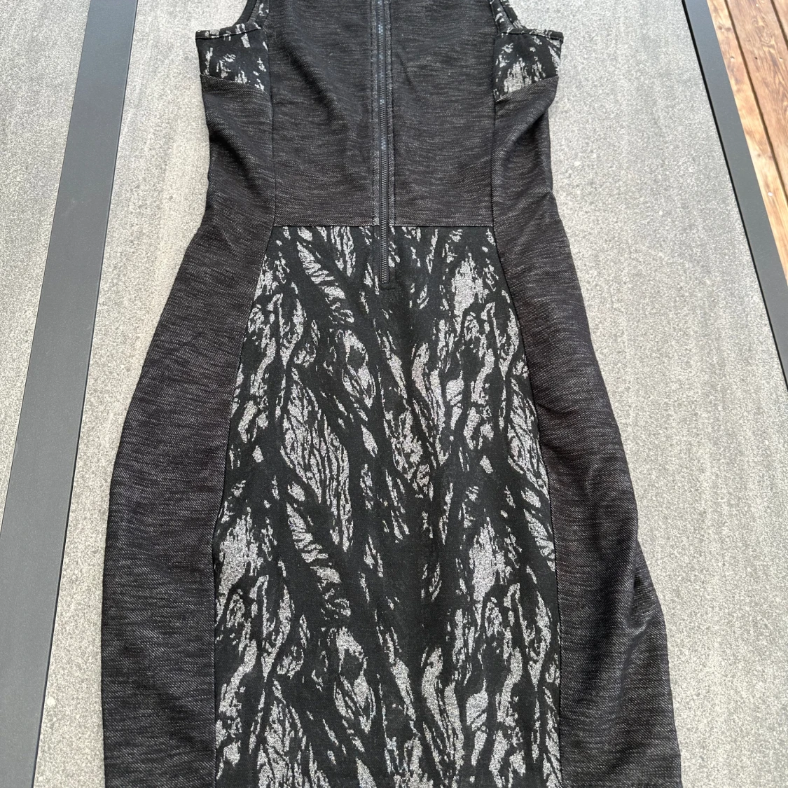 Knälång klänning  - 90