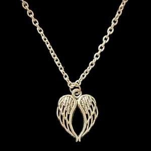 Nickelsäkra och handgjorda smycken från lunasparkle  Kontakta mig gärna om du har frågor  Tryck gärna på köp nu!❤️
