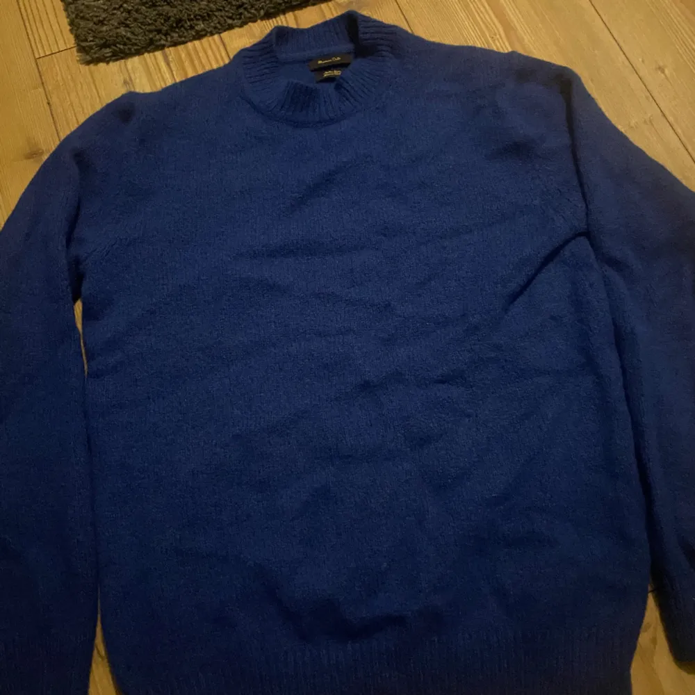 Skick 9/10, använd ett fåtal gånger. Inget slitage eller liknande, nypris 1000kr. Hör gärna av dig vid frågor eller funderingar😁. Neuleet.