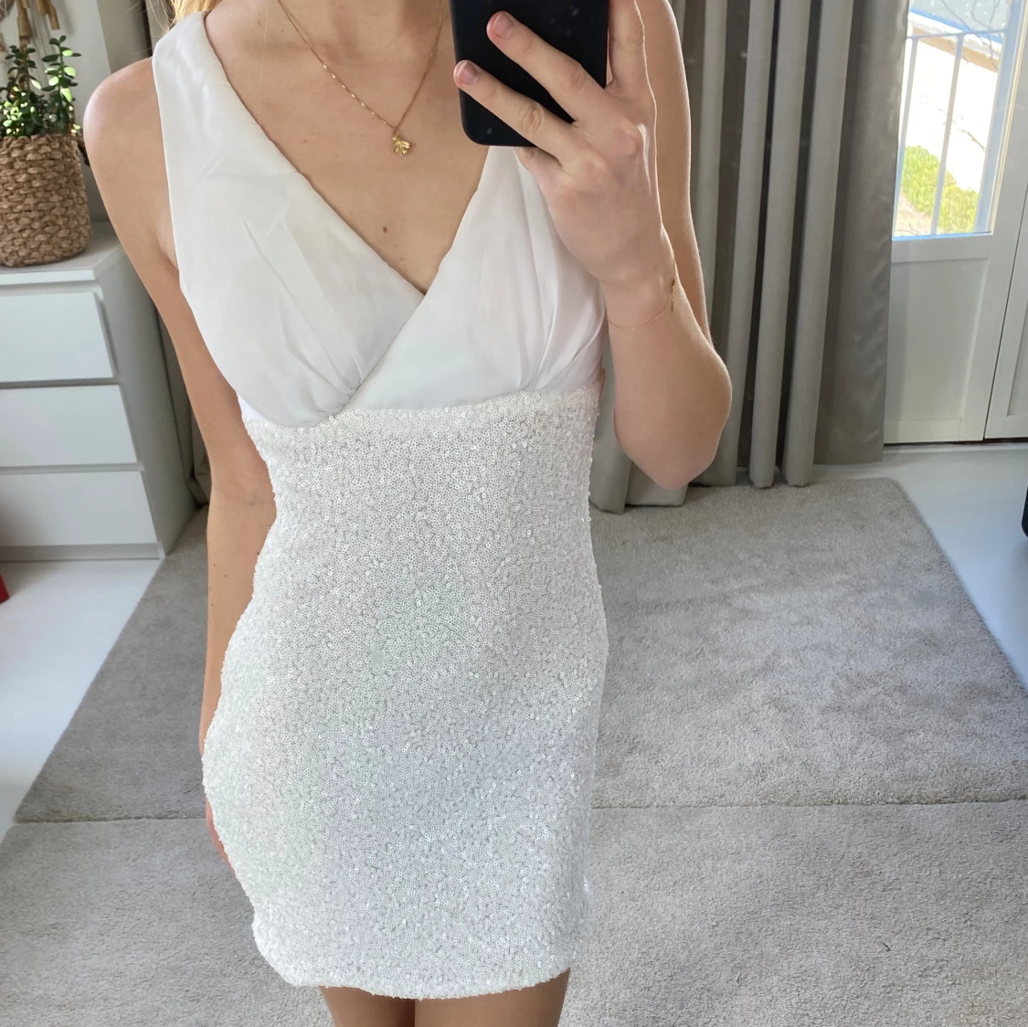 Glittrig studentklänning 🌸 - 90