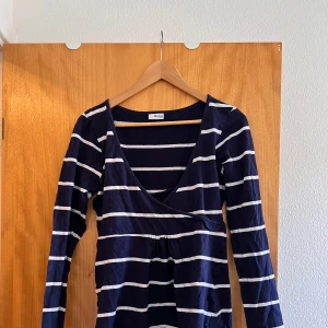 Mamma tröja  - En mamma tröja för både Ammande o gravida.