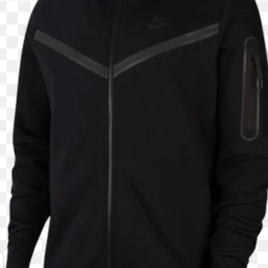 Nike - Hej söljer den hekt ny e liten bara  