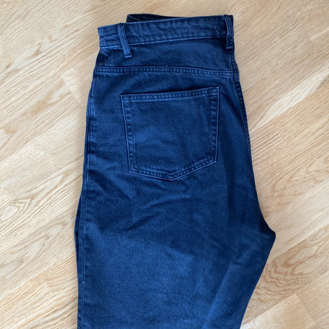 Svart jeans från Lindex  - 90