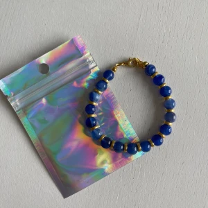 egen gjort armband  - egen design av kund, 25kr 