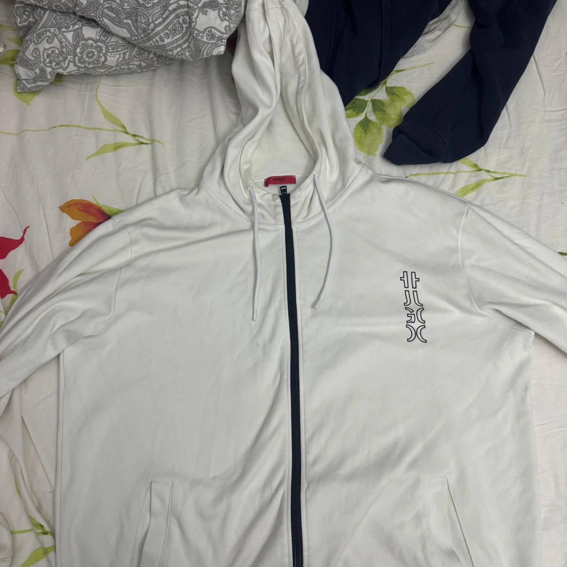 Hugo boss dragkedje tröja