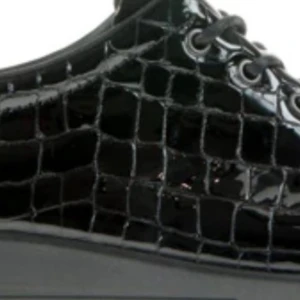 Ecco vandringssko  -  Ecco promenadsko med är känd för sin Mjukhet och komfort är en sko att vandra. Endast prövade hemma 1 gång ut en gång 