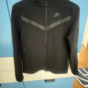 Nike tech fleece - Som ny  147-158 cm