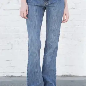 Jeans från Brandy Melville i bra skick!💕  Pris kan diskuteras🩷