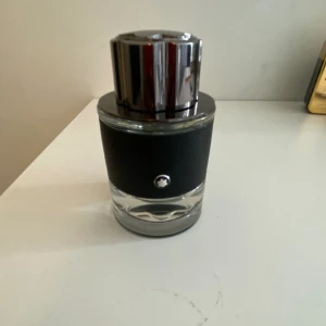 Mont blanc Explorer  - Ungefär 40 ml kvar av 60 priset kan diskuteras vi snabb affär 