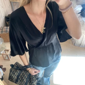 Topp - SUPER fin satin topp❣️❣️