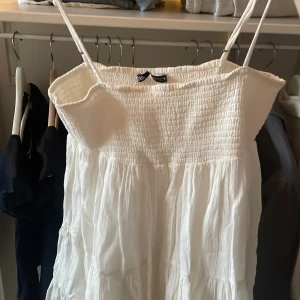 Zara klänning - Jättegullig klänning från zara💗