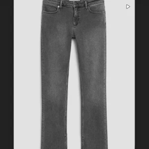 ZARA BYXOR - zara byxor i bra skick kan visa mer bilder de är bara att skriva 