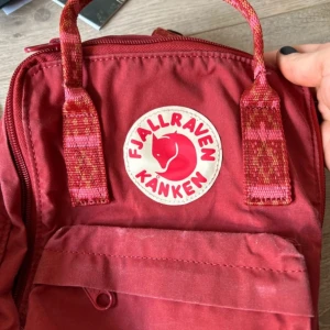 Fjällräven Kånken ryggsäck  - I bra skick  Alla kedjor fungerar 