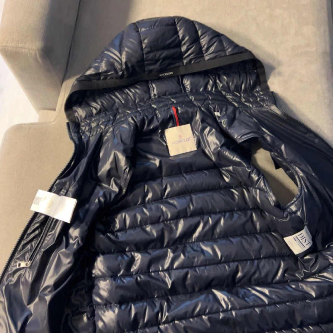 Moncler väst  - 91