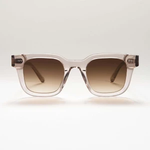 Chimi - Säljer mina chimi 04 i färgen ecru. Inte använda mycket så nästan ny skick. 