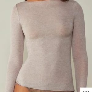 intimissimi tröja  - tröja från intimissmi i fint skick 💞 skriv för fler bilder! 