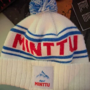 Minut mössa - Bra skick, knappt använd.