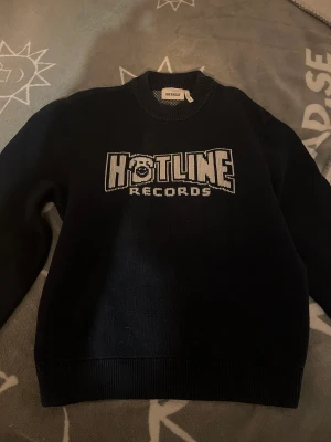 Weekday tröja - Cool tröja från weekday, jättebra skick.