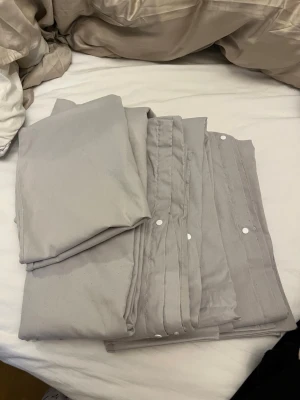 Två påsklakan med två örngott  - 150x200/50x60cm 