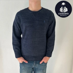 Ralph Lauren tröja - Tja, säljer denna stickade ralph lauren tröja i storlek M. Fint skick utan defekter. Tveka inte på att ställa frågor! 👌