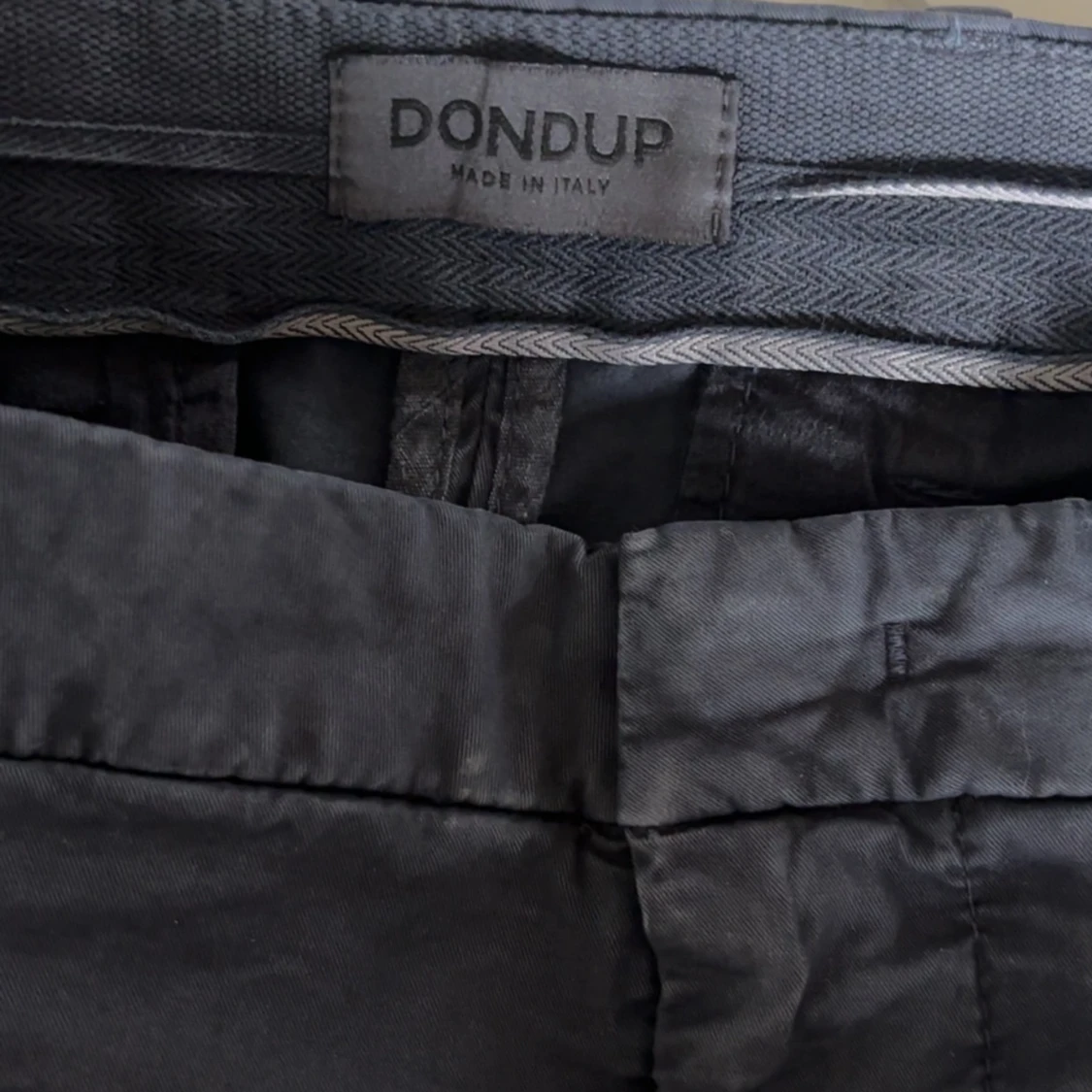 Mörkblå shorts från Dondup - 2