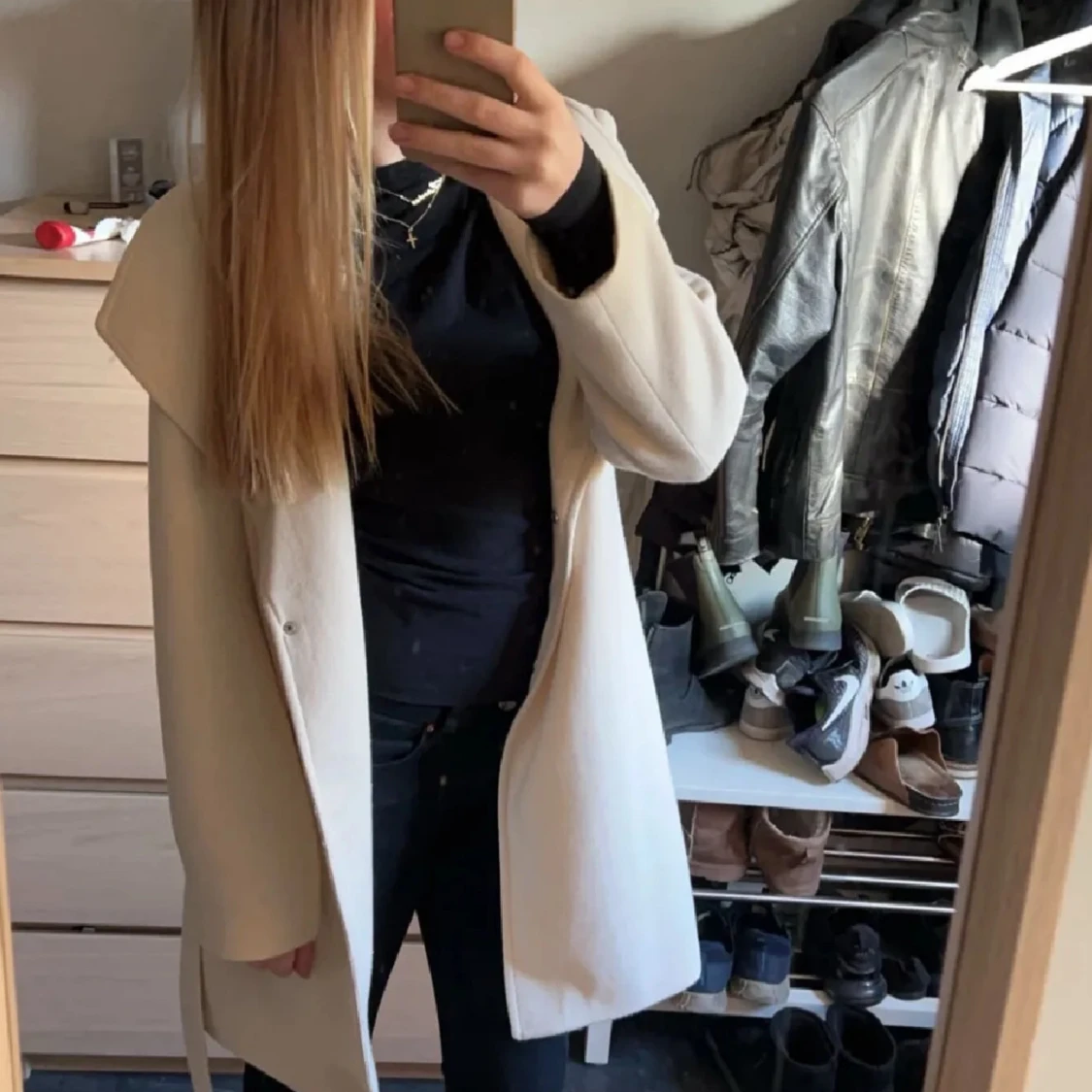 Beige kappa med knytband - 1