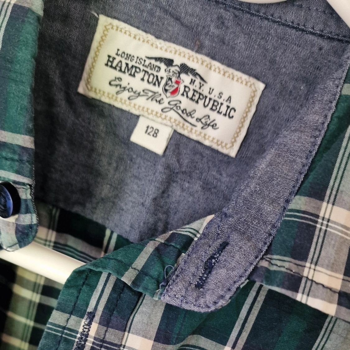 Grönrutig skjorta från Hampton Republic - 2