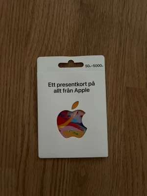 presentkort apple 1000kr - Presentkort från apple för 1000. Fick den som present och har ingen användning för den. Presentkortet kommer levereras via postnord.