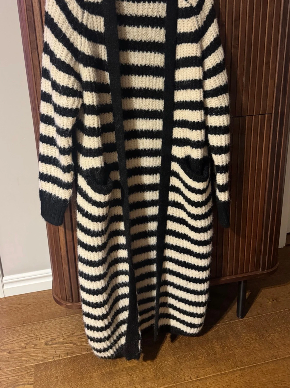 Randig lång kofta från Object