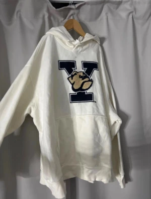 Hoodie -  Oversized mysig hoodie