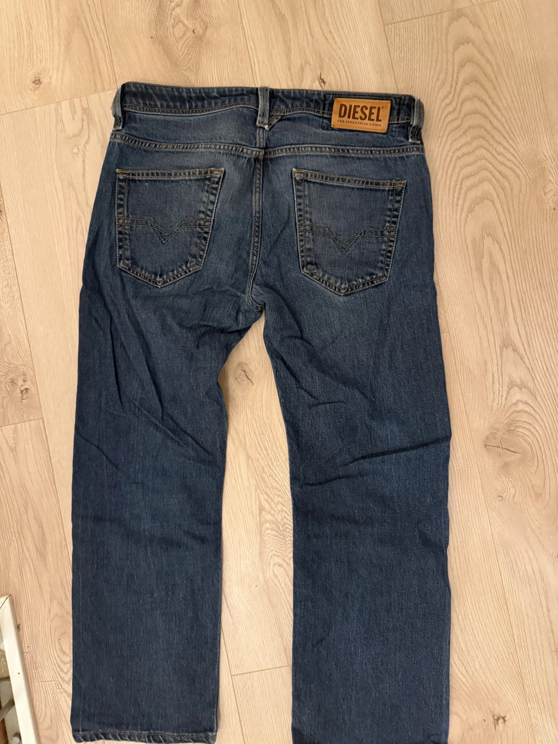 Blå jeans från Diesel, storlek 31 - 1
