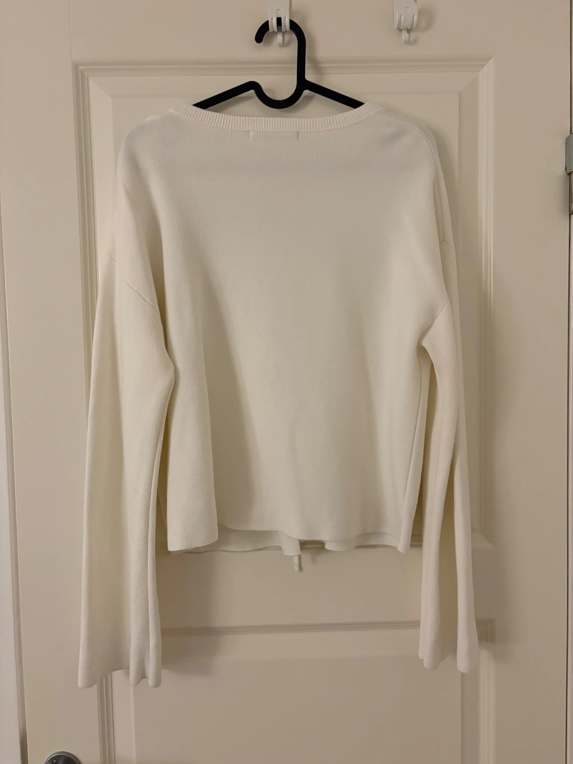 Tröja med rosetter  - 2