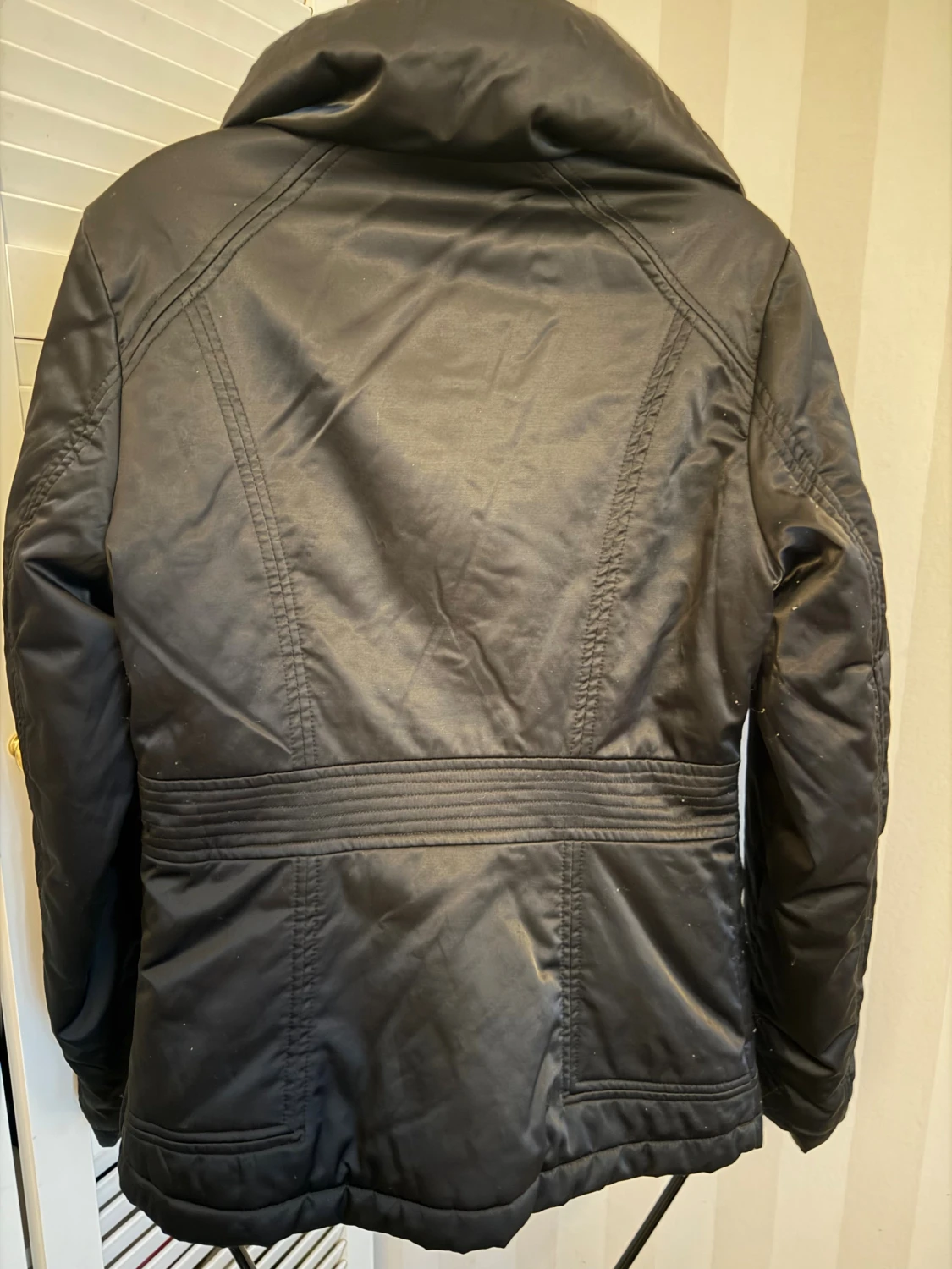 Svart pufferjacka från Robe di Kappa - 1